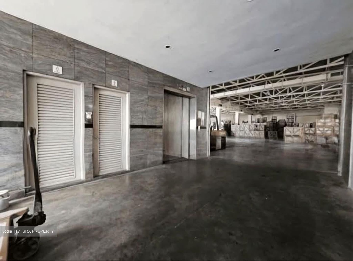 Choo Building Centre (D16), Factory #605313921